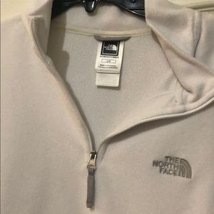 1/4 zip North Face pullover
